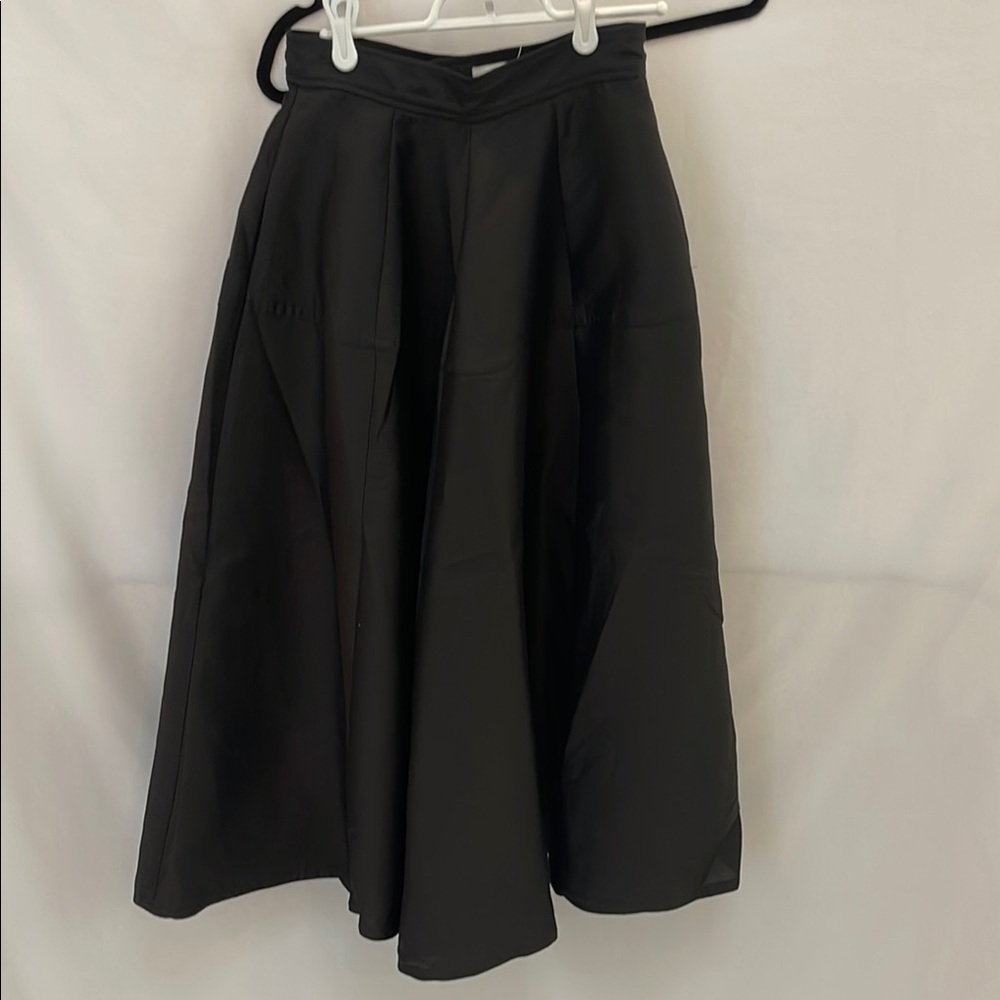 Black Maxi A-Line Pleated Skirt